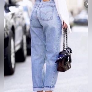 Vintage Levi’s 560 Loose Fit Straight Leg 10 MIS M